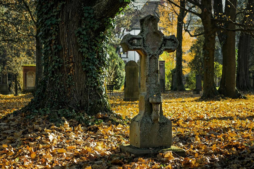 Hřbitov, smrt